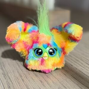 Furby Furblet Pix-elle, Gamer Mini interactive Plush Toy, rainbow toys, bag clip